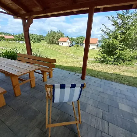 Posiadlosc Nad Zatoka - Z Linia Brzegowa Feriehus